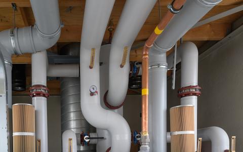 Tour de force om ook huishoudens met blokverwarming op maat te compenseren