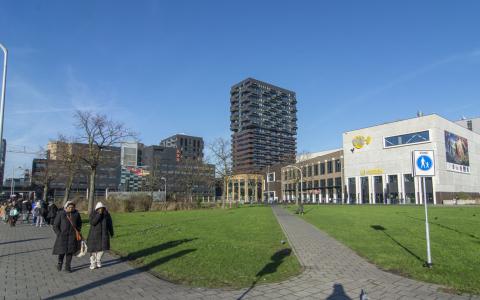 Amsterdam Noord - Buikslotermeerplein . Foto: Hans van der Vliet