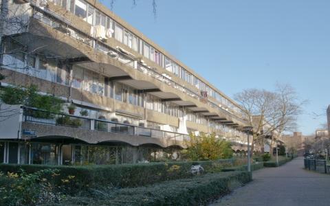 Corporatiewoningen op Kattenburg.
