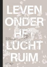 Cover Leven onder het luchtruim