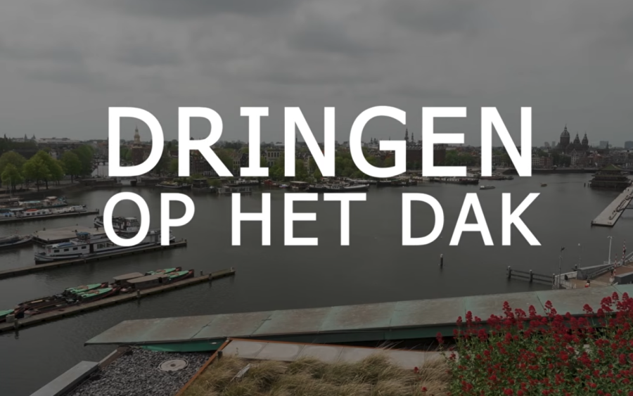 Dringen op het dak