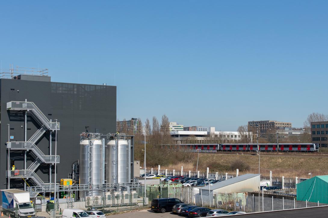 Global Switch, Henk Sneevlietweg. Foto: Hans van der Vliet