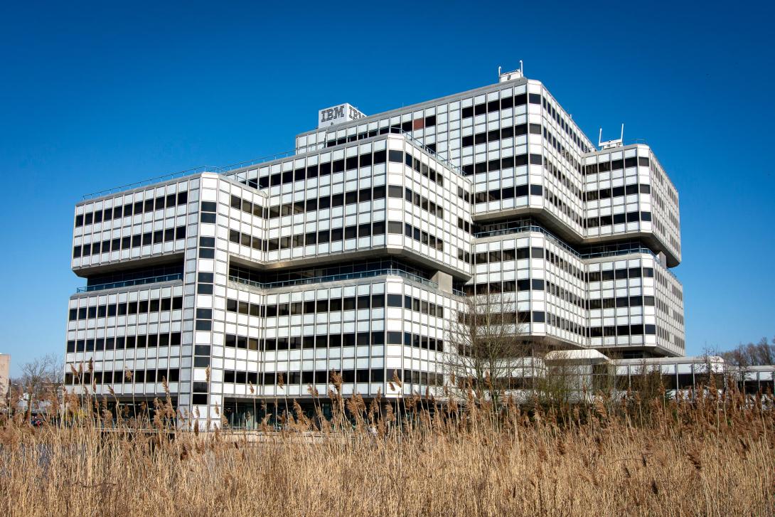 IBM-hoofdkantoor, Johan Huizingalaan. Foto: Hans van der Vliet